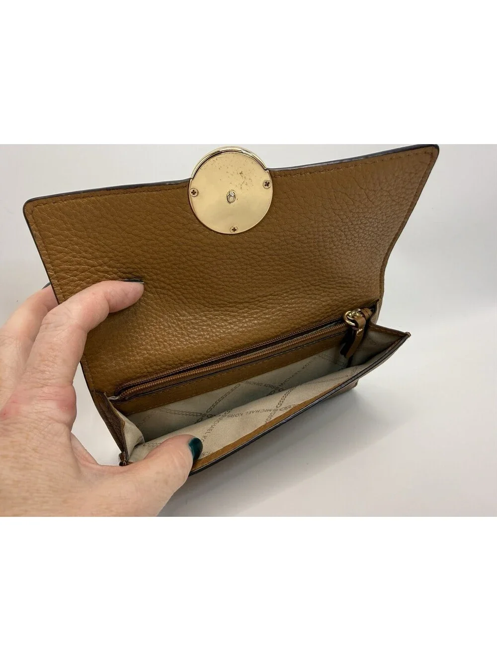 Michael Kors Women's Lillie Large Leather Carryall Wallet Acorn